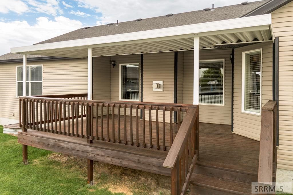 4909 Sabrina Property Photo 44