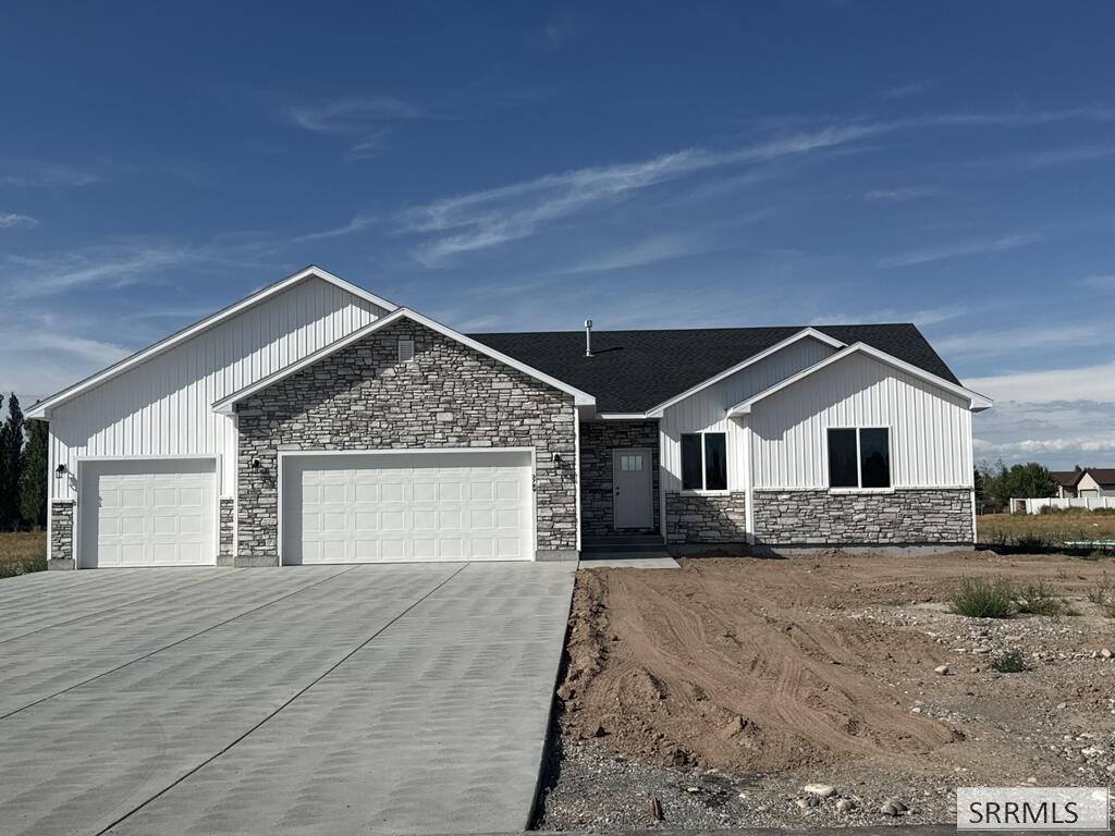 3789 E 194 N Property Photo 29