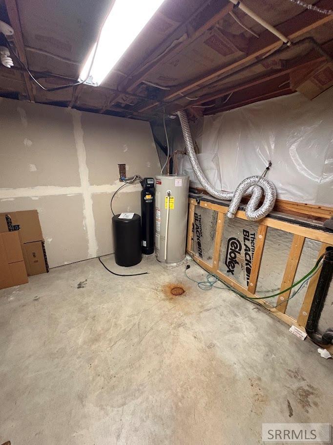 880 1st Street Property Photo 27