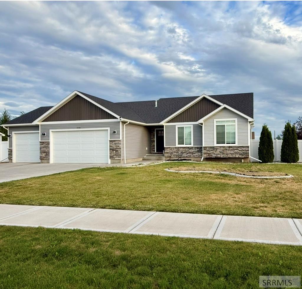 5138 Brylee Way Property Photo 1