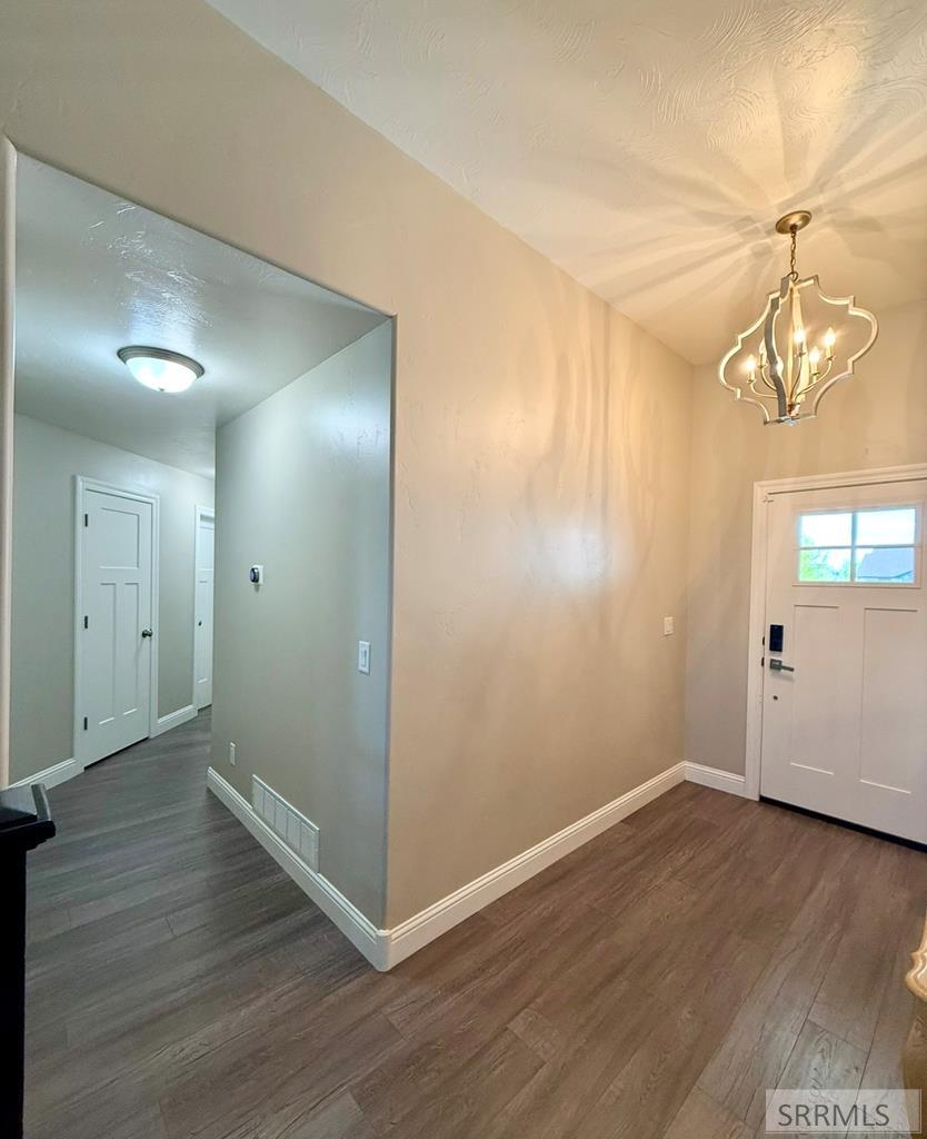 5138 Brylee Way Property Photo 3