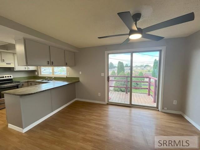 586 Boyd Property Photo 16