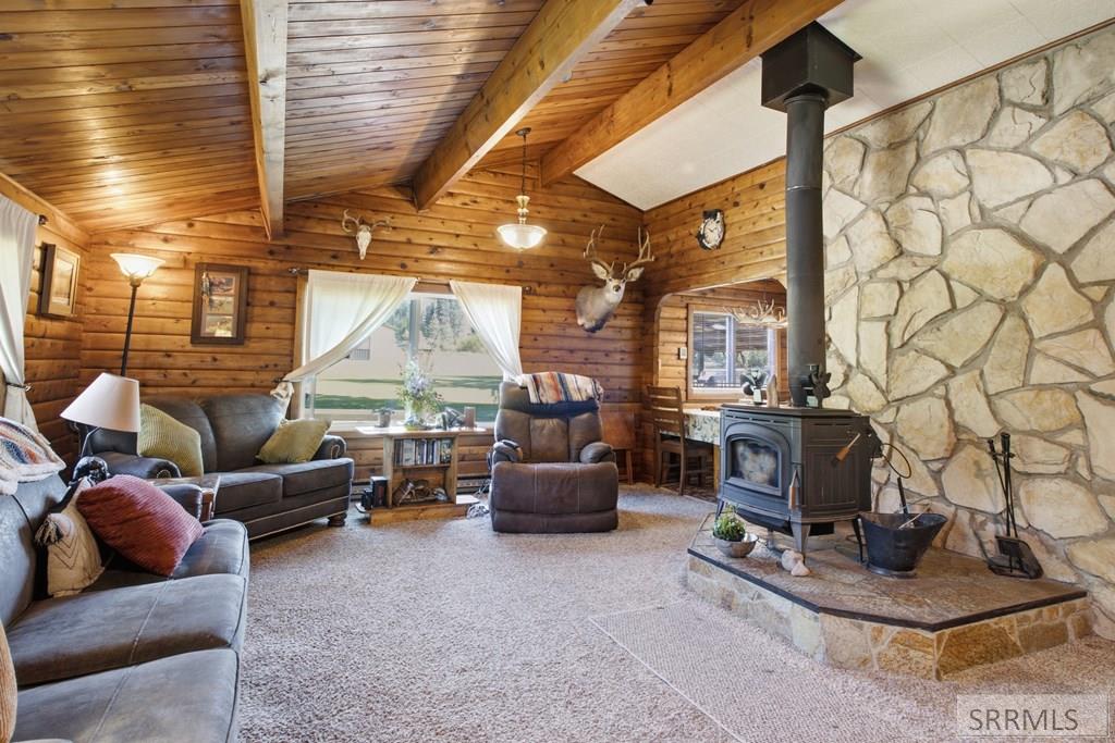 3127 N Highway 93 Property Photo 11