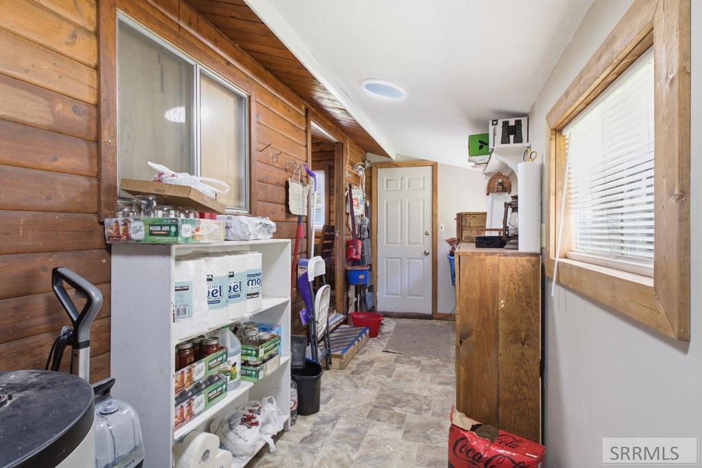 3127 N Highway 93 Property Photo 22