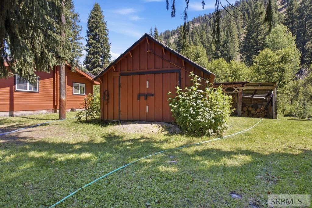 3127 N Highway 93 Property Photo 33