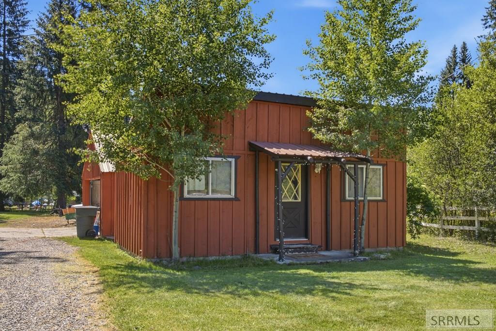 3127 N Highway 93 Property Photo 35