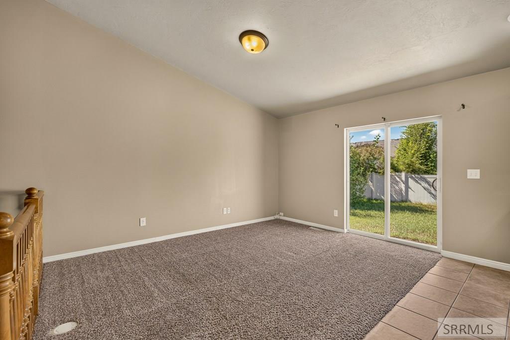 3881 E Clearfield Lane Property Photo 15