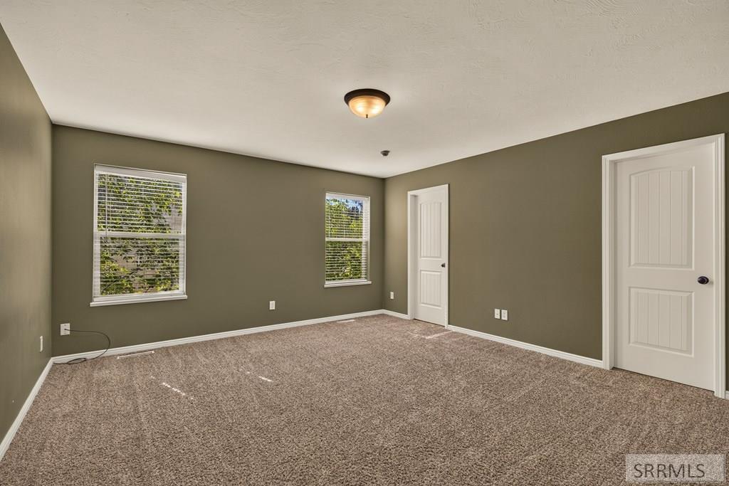 3881 E Clearfield Lane Property Photo 16