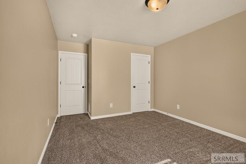3881 E Clearfield Lane Property Photo 27
