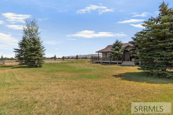 7083 Pine Mountain View Road Property Photo 2
