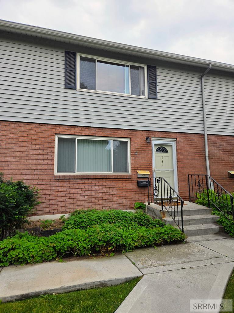 347 S Skyline Drive Property Photo 1