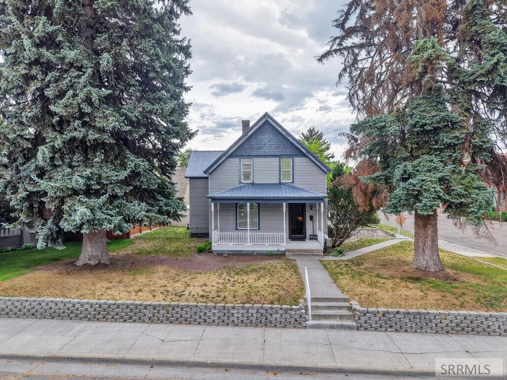 310 Elm Street Property Photo 1
