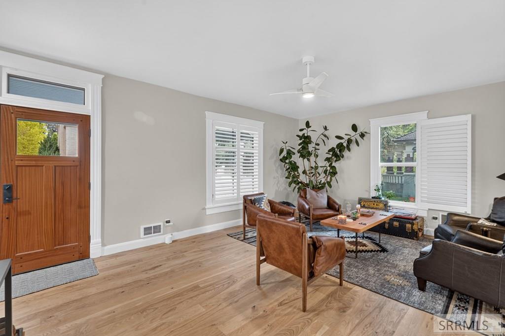 310 Elm Street Property Photo 4