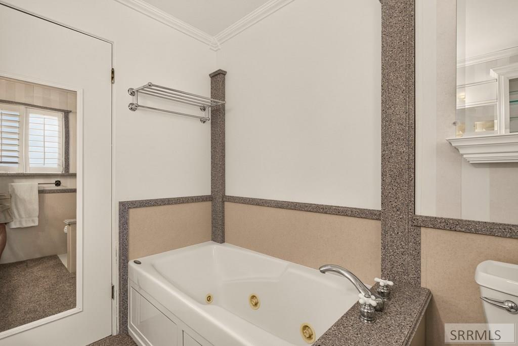 1355 S Shilling Avenue Property Photo 25