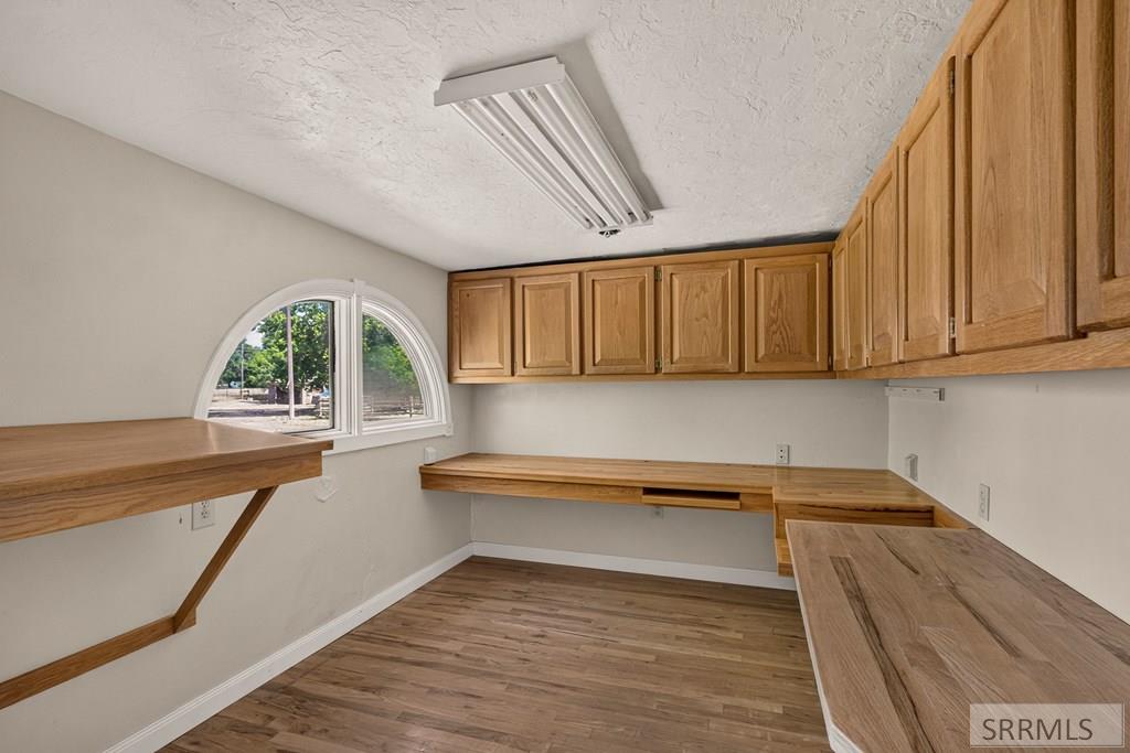 1355 S Shilling Avenue Property Photo 28