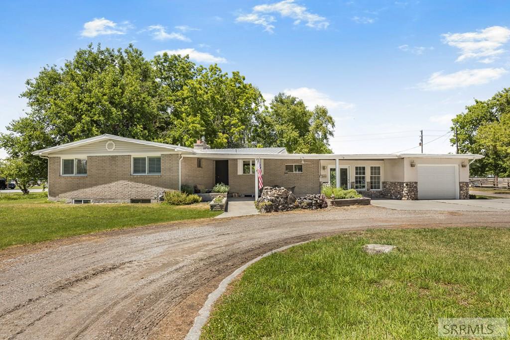 1355 S Shilling Avenue Property Photo 78