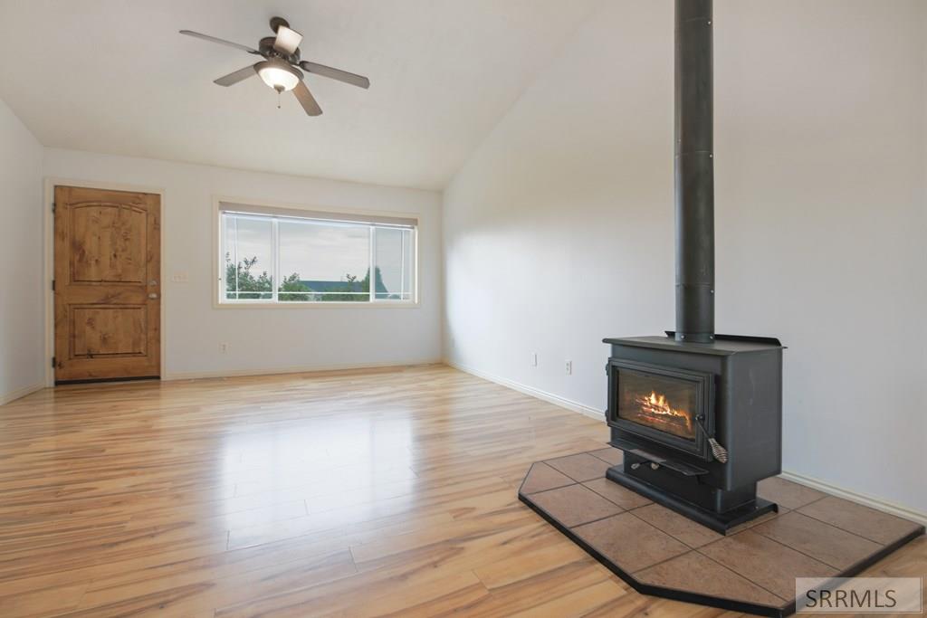 4234 E 295 N Property Photo 7