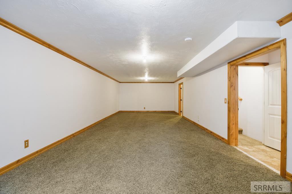 4234 E 295 N Property Photo 25