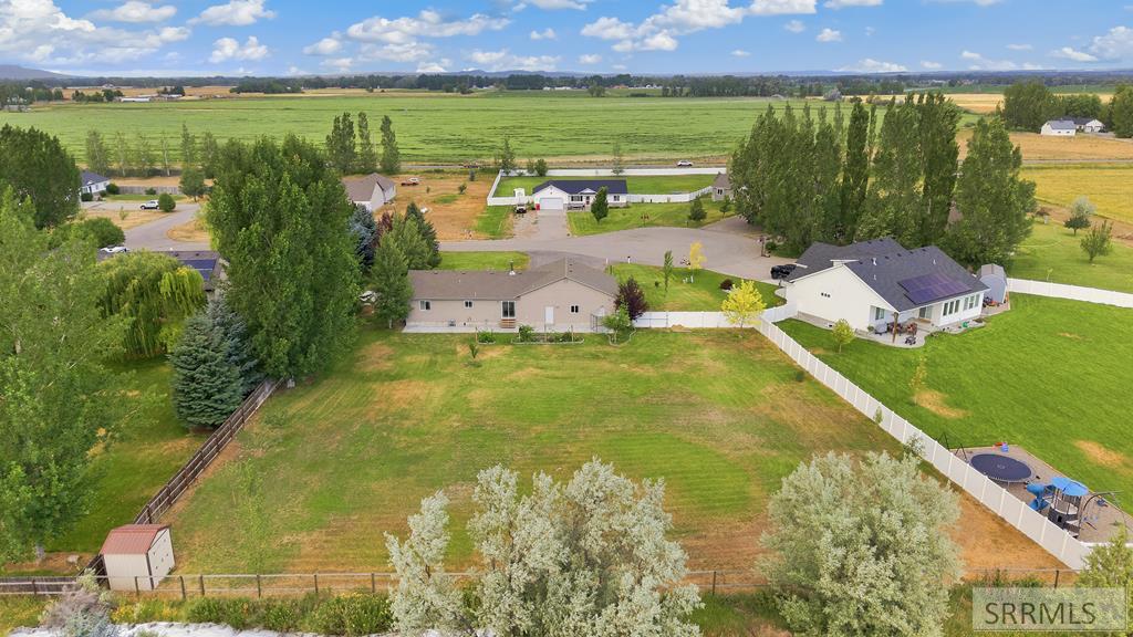 4234 E 295 N Property Photo 39