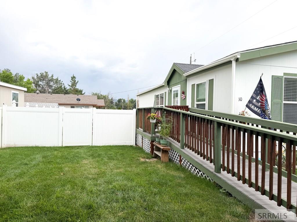 3920 Nora # 10 Property Photo 4