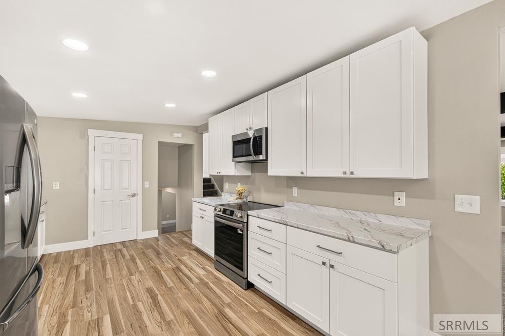 413 Logan Drive Property Photo 16