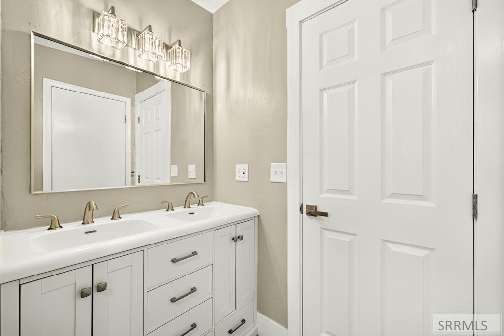 413 Logan Drive Property Photo 24