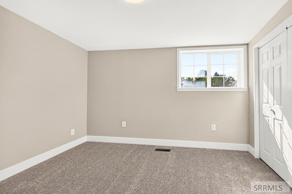 413 Logan Drive Property Photo 28