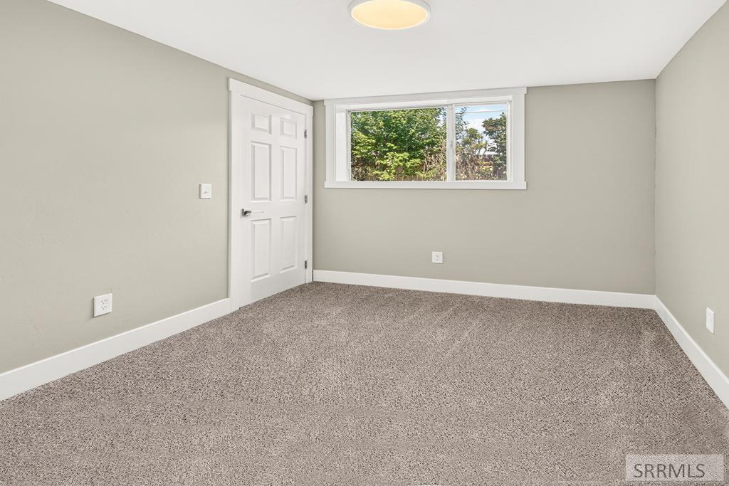 413 Logan Drive Property Photo 33