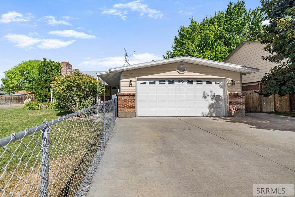 413 Logan Drive Property Photo 39