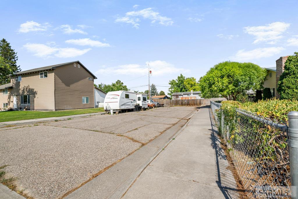 413 Logan Drive Property Photo 44