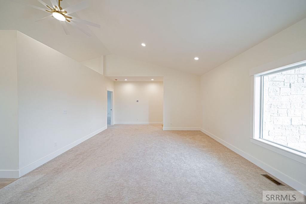 3811 E 228 N Property Photo 11