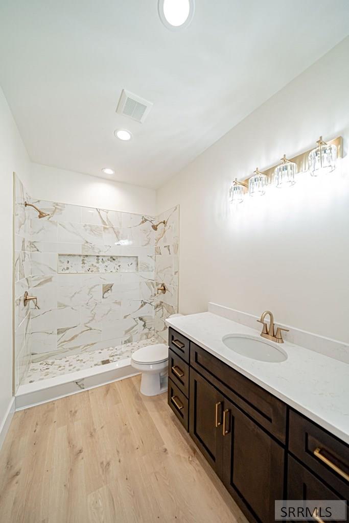 3811 E 228 N Property Photo 27