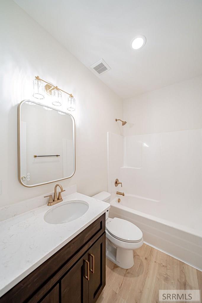 3811 E 228 N Property Photo 33