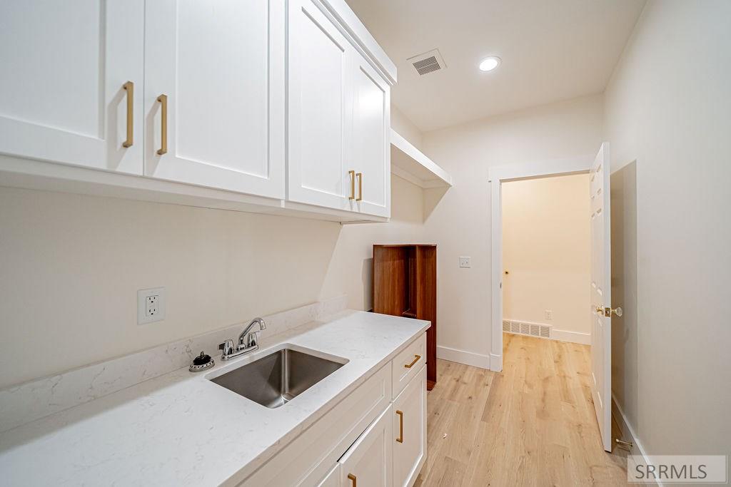 3811 E 228 N Property Photo 35