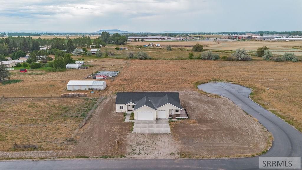 3811 E 228 N Property Photo 66