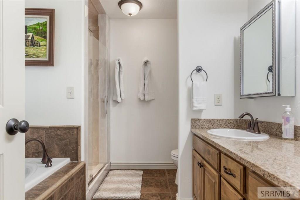 718 Valley Centre Drive # 6 Property Photo 14