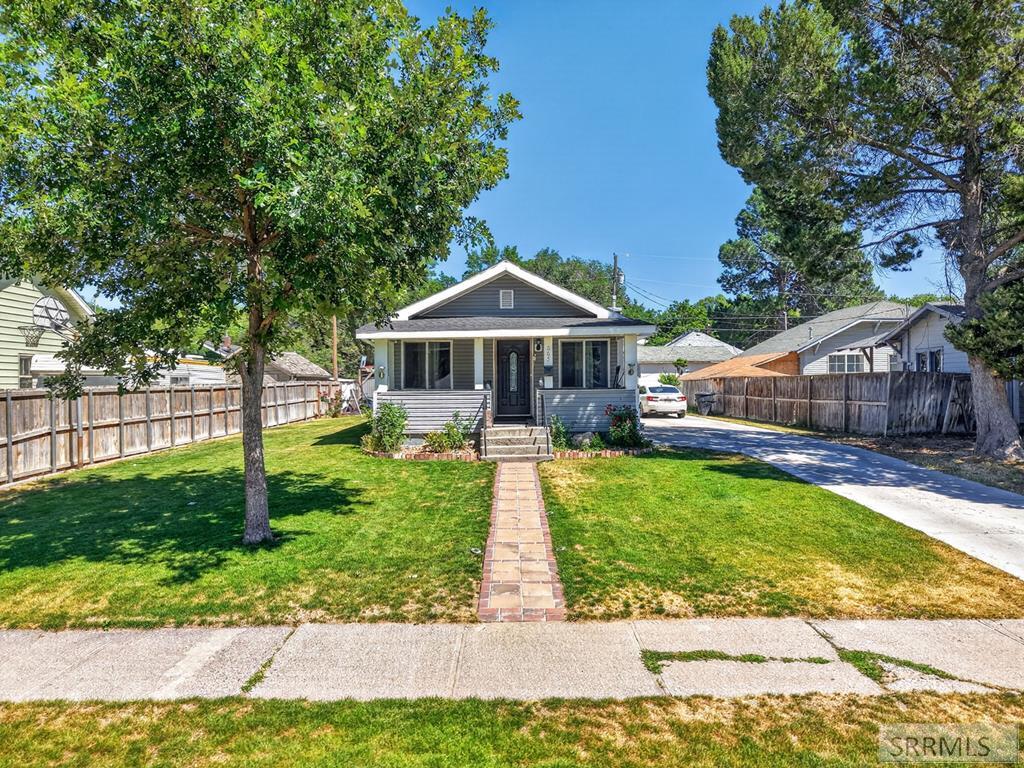 665 Tyhee Road Property Photo 1