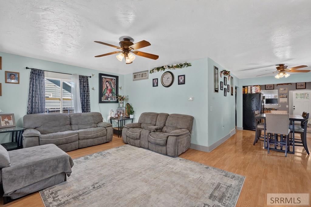 665 Tyhee Road Property Photo 3
