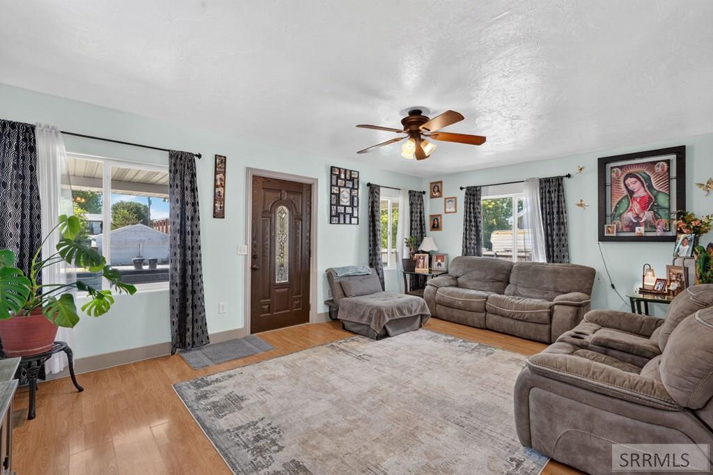 665 Tyhee Road Property Photo 4