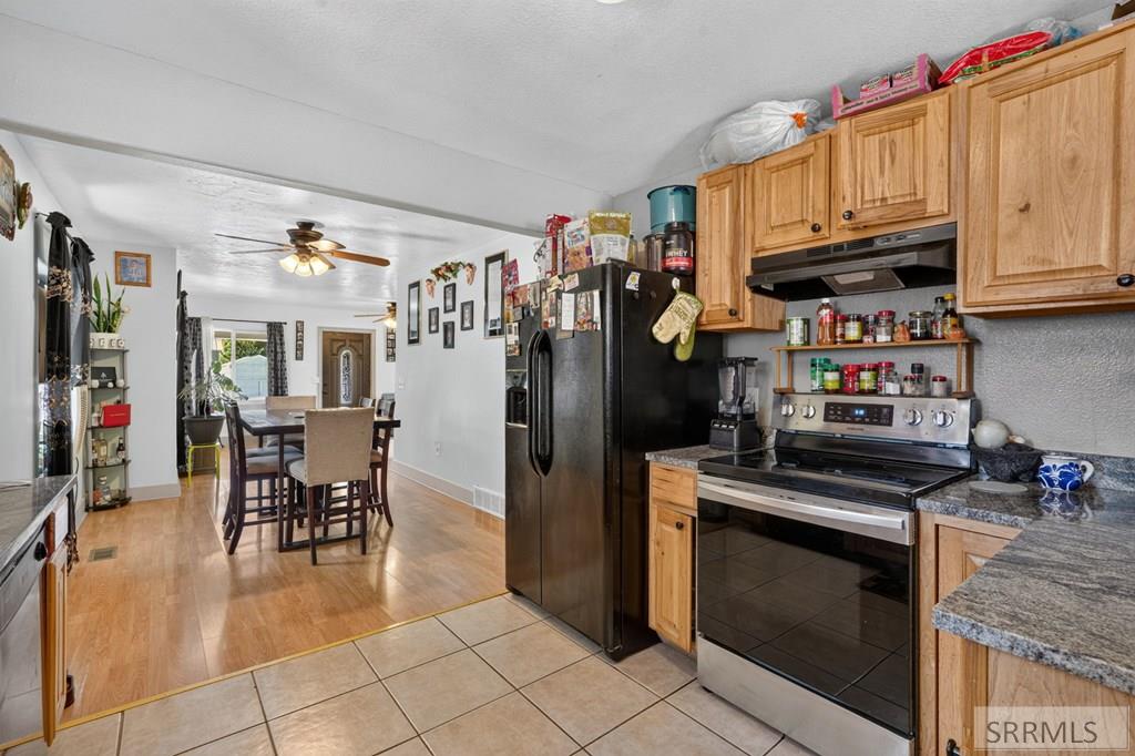 665 Tyhee Road Property Photo 8
