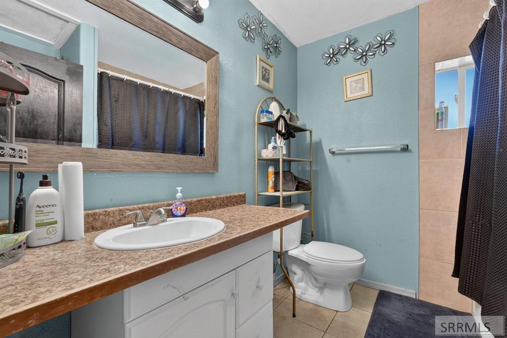 665 Tyhee Road Property Photo 12