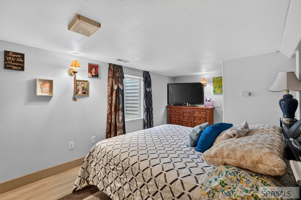 665 Tyhee Road Property Photo 15