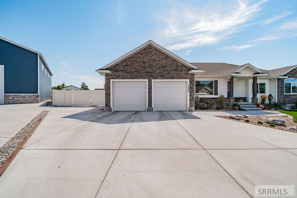 1468 Trappers Ridge Property Photo 6