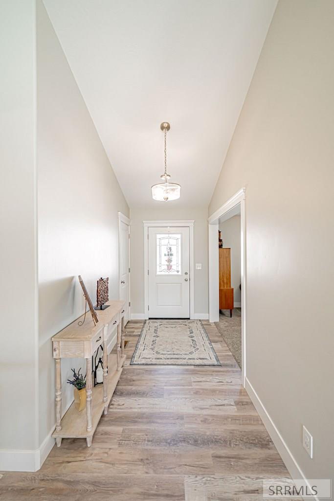 1468 Trappers Ridge Property Photo 8