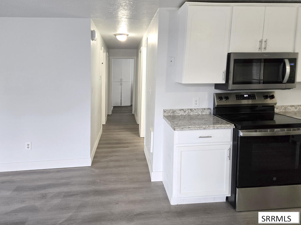 3844 Jason Avenue Property Photo 15