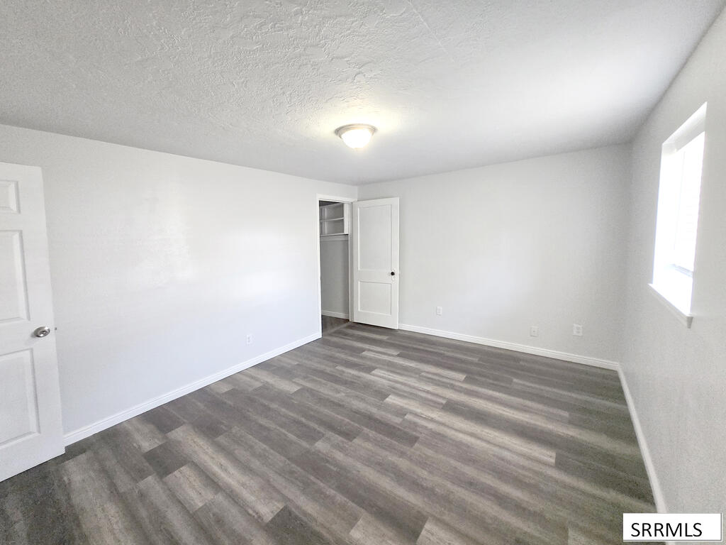3844 Jason Avenue Property Photo 16