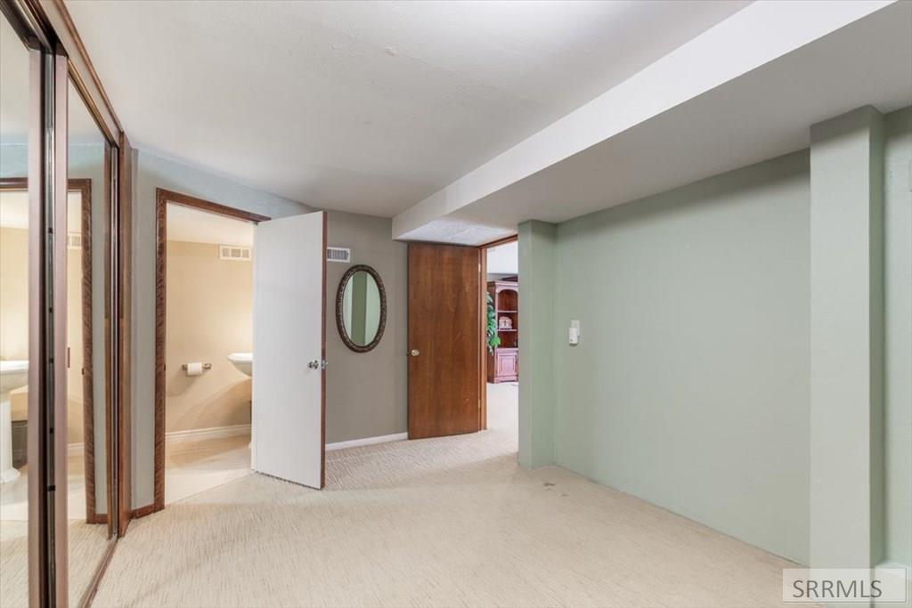173 S 15th Avenue Property Photo 34