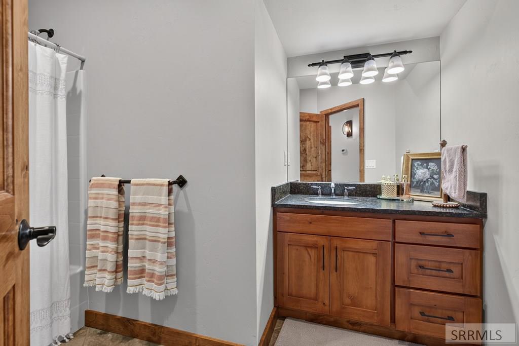 63 Mountain View Road Property Photo 32