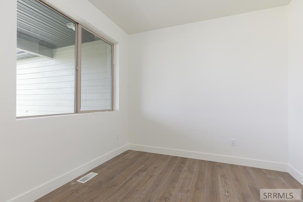 2352 Ironwood Drive Property Photo 16