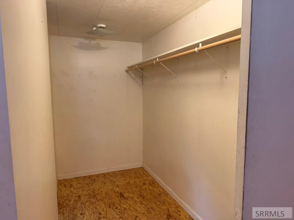 5480 Challis Creek Road Property Photo 24